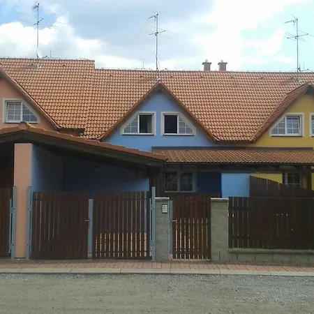 Petr-A Holiday home Frymburk